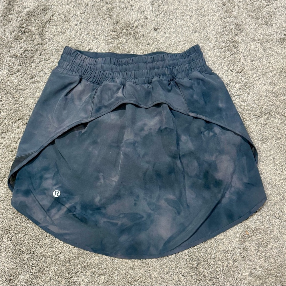 Lululemon-Hotty Hot Skirt Skort-Diamond Dye Pitch Grey-Size 4